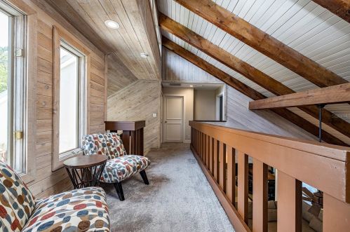 17320 Whirley Rd, Lutz FL  33558-4827 exterior