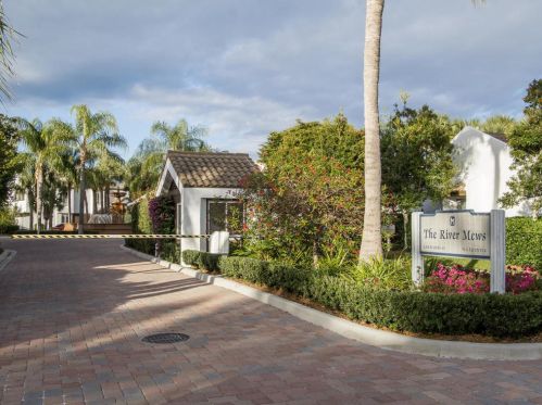 2131 Via Fuentes, Vero Beach, FL 32963-4337