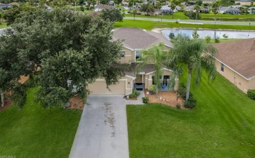18320 Beauty Berry Ct, Lehigh Acres, FL 33972-7526