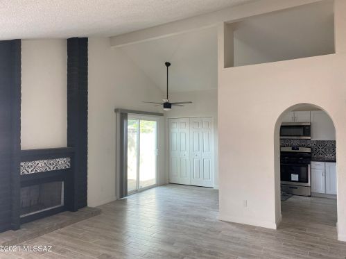 5662 Cedar Springs Pl, Tucson, AZ 85706-3355