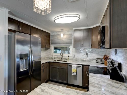 423 Puffin Dr, Sebastian FL  32976-7478 exterior