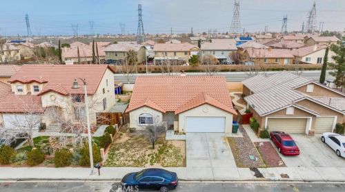 12719 Gifford Way, Victorville CA  92392-7430 exterior