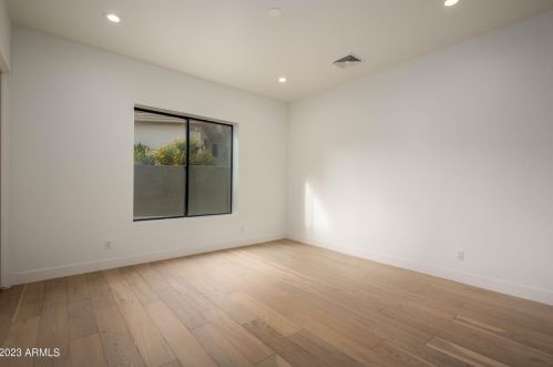 13218 17th Pl, Phoenix AZ  85022-5069 exterior