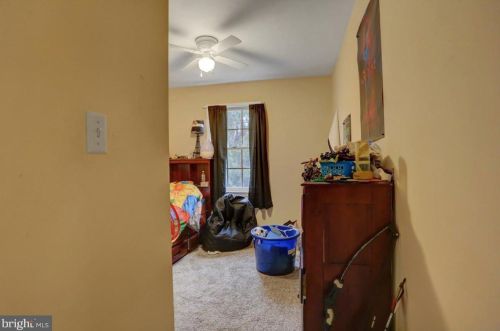 4 Holly Ct, Lees Cross Roads PA  17257-8749 exterior
