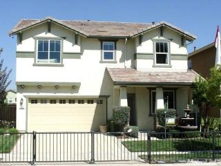 3501 Mamie Jennings Way, Sacramento, CA 95838-3381