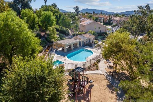 30058 Laurel Creek Dr, Temecula CA  92591-3617 exterior