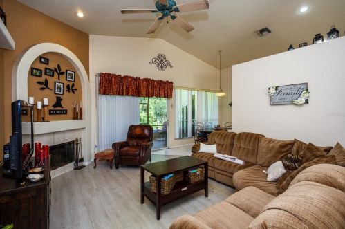 585 Serenity Pl, Lake Mary FL  32746-6387 exterior