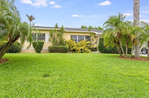 4472 31st Ave, Saint Petersburg, FL 33713-2112