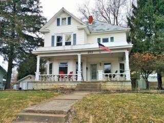 233 Strayer Ave, Hide Away Hills, OH 43107-1148
