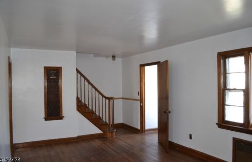 5 Homer Ave, Nutley NJ  07110-3117 exterior