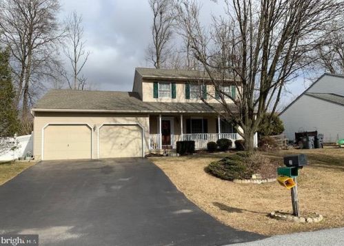 311 Cassidy Ct, Blandon, PA 19510-9769