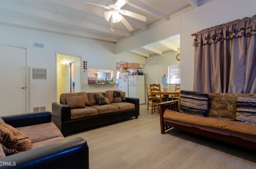 944 Saratoga St, Oxnard CA  93035-1543 exterior