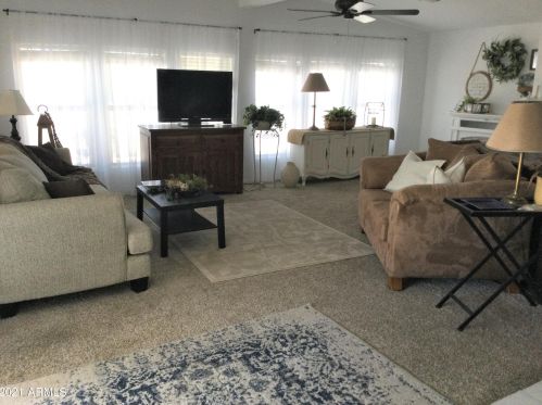 9065 Olive Ln, Chandler, AZ 85248-6403