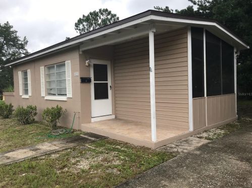 522 Floyd Cir, Deltona, FL 32725-5641