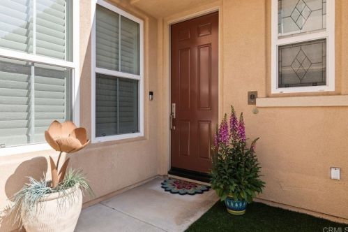 1174 Tee St, Oceanside, CA 92057-2729