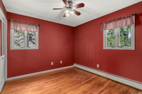 2732 Old Yorktown Rd, Yorktown Hgts NY  10598-3140 exterior