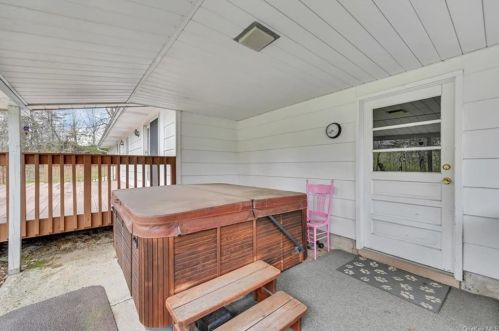 384 New Vernon Rd, Middletown NY  10940-7535 exterior