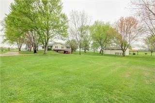3425 Buck Rd, Clarksville, TN 37043-1326