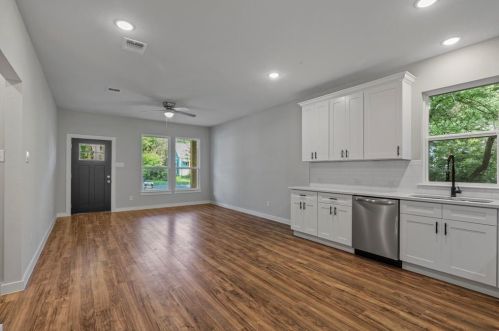 2111 Johnson St, Greenville TX  75401-3553 exterior