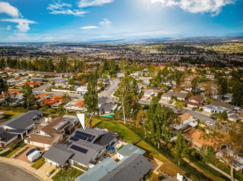 6421 Calle Del Norte, Anaheim CA  92807-4203 exterior