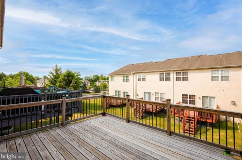 4004 Hoffman Ct, Collegeville, PA 19426-4804