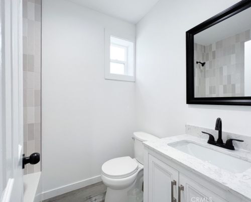 1110 Poplar St, Compton CA  90220-1643 exterior