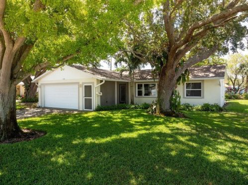 500 24th Ave, Saint Petersburg, FL 33704-2818
