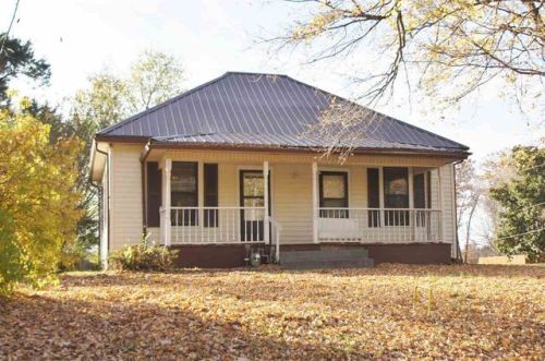 8125 Old Mayfield Rd, Paducah, KY 42003-9599