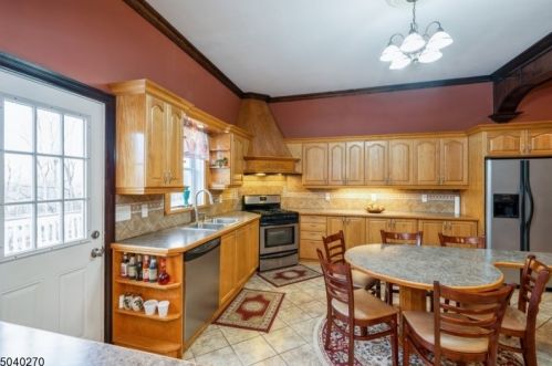 2 Sheba Dr, Wantage NJ  07461-4829 exterior