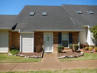 144 Lake Chateau Dr, Hermitage TN  37076-3007 exterior