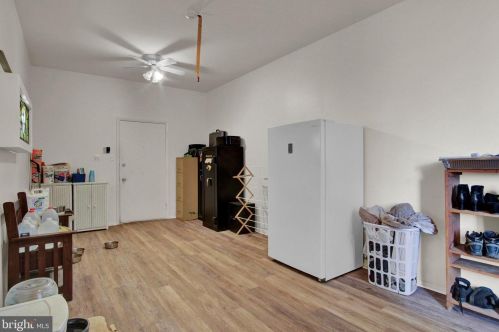 11 Thrush Dr, Carlisle PA  17015-7653 exterior