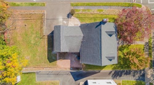 78 Henshaw Ave, Springfield NJ  07081-2210 exterior