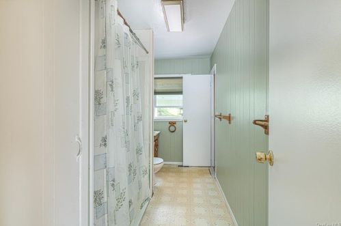 81 Wickham Dr, Warwick NY  10990-2126 exterior