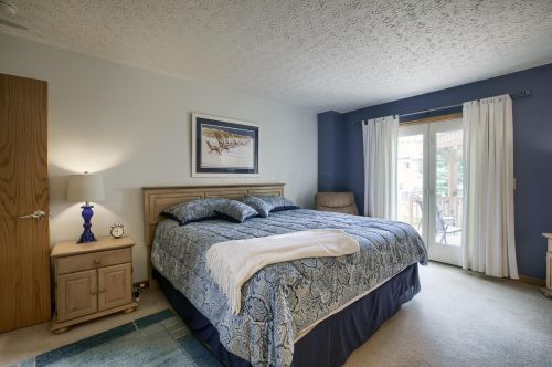 1390 Wild Horse Dr, Darbydale OH  43123-8540 exterior