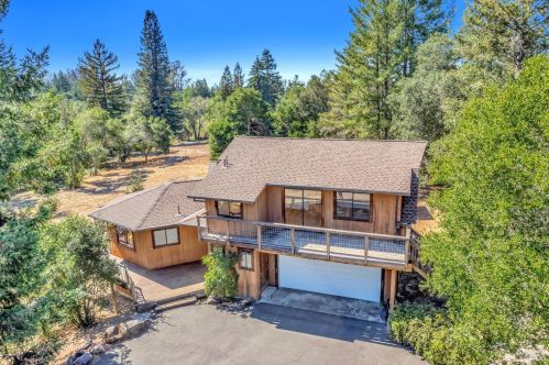1735 Laguna Rd, Santa Rosa, CA 95401-3720