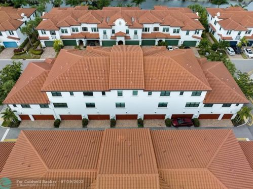 11609 13 Ct, Hollywood FL 33025-2559 exterior