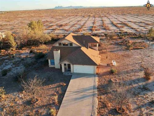 1620 Hondale Rd, Deming, NM 88030-8574