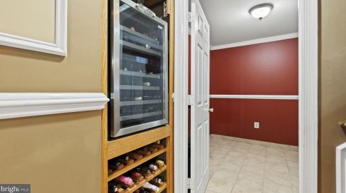 13332 Vista Forest Dr, Woodbridge VA  22192-4540 exterior