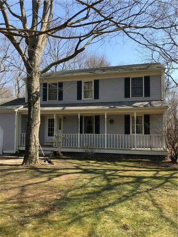 42 Pamela Ct, South Kingstown, RI 02874-1935