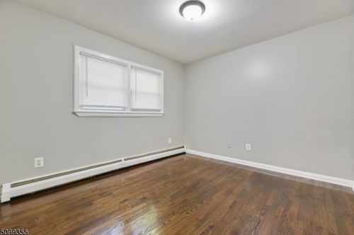 51 Normandy Pl, Irvington NJ  07111-3185 exterior