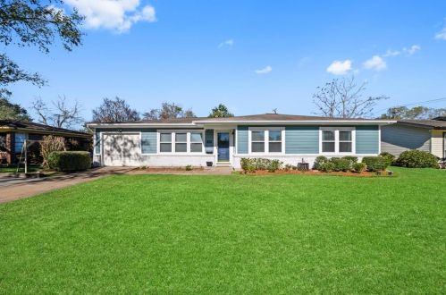 410 20th Ave, Texas City, TX 77590-6141