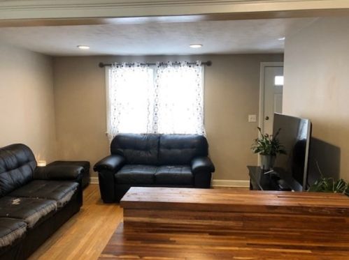 101 Durham Rd, Dedham, MA 02026-5327