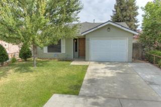 4556 Yale Ave, Fresno, CA 93722-5453