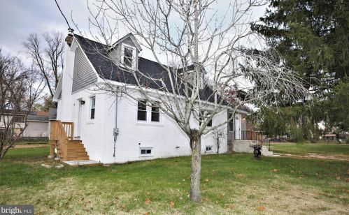 424 Pitman Ave, Trenton NJ  08610-3806 exterior