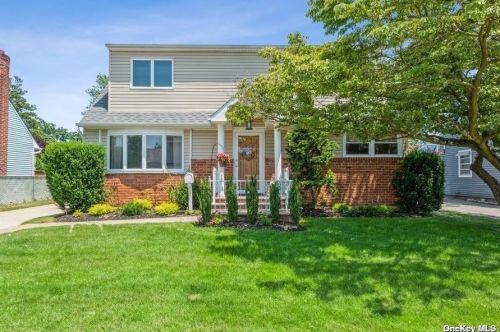 62 Broadway, Bethpage, NY 11714-4902
