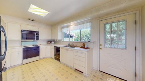 3 Pinecrest Cir, Chico CA 95926-2448 exterior