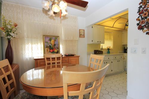 141 Saxony C, Delray Beach FL  33446-1825 exterior