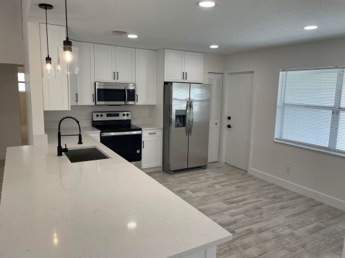 127 Raintree Trl, Jupiter FL  33458-7316 exterior