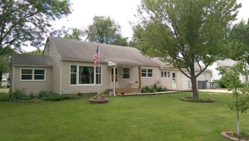 923 Garfield St, Emporia, KS 66801-2426