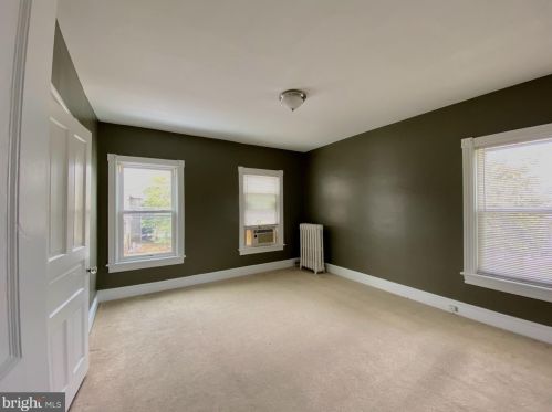 308 Cooper St, Camden NJ  08108-2223 exterior